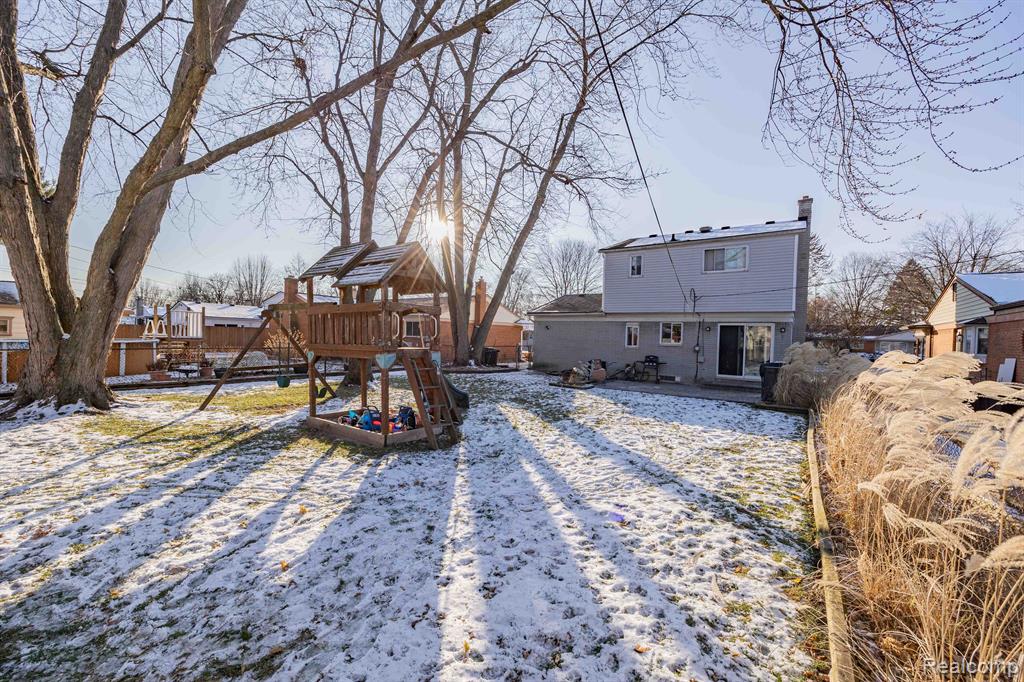 8364 ALTON Street, Canton, MI 48187 — Photo 32