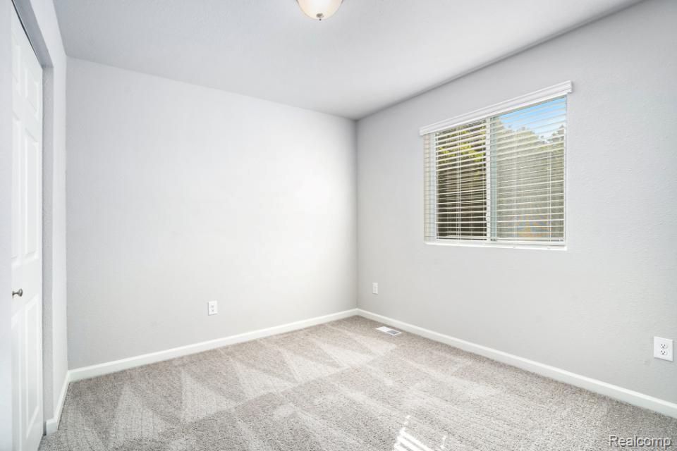 8157 Moonlight Creek Lane, Fowlerville, MI 48836 — Photo 19