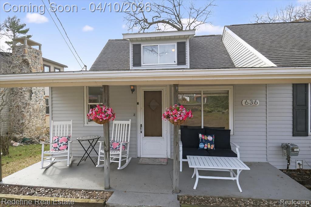 636 Thompson Lake Avenue, Howell, MI 48843 — Photo 6
