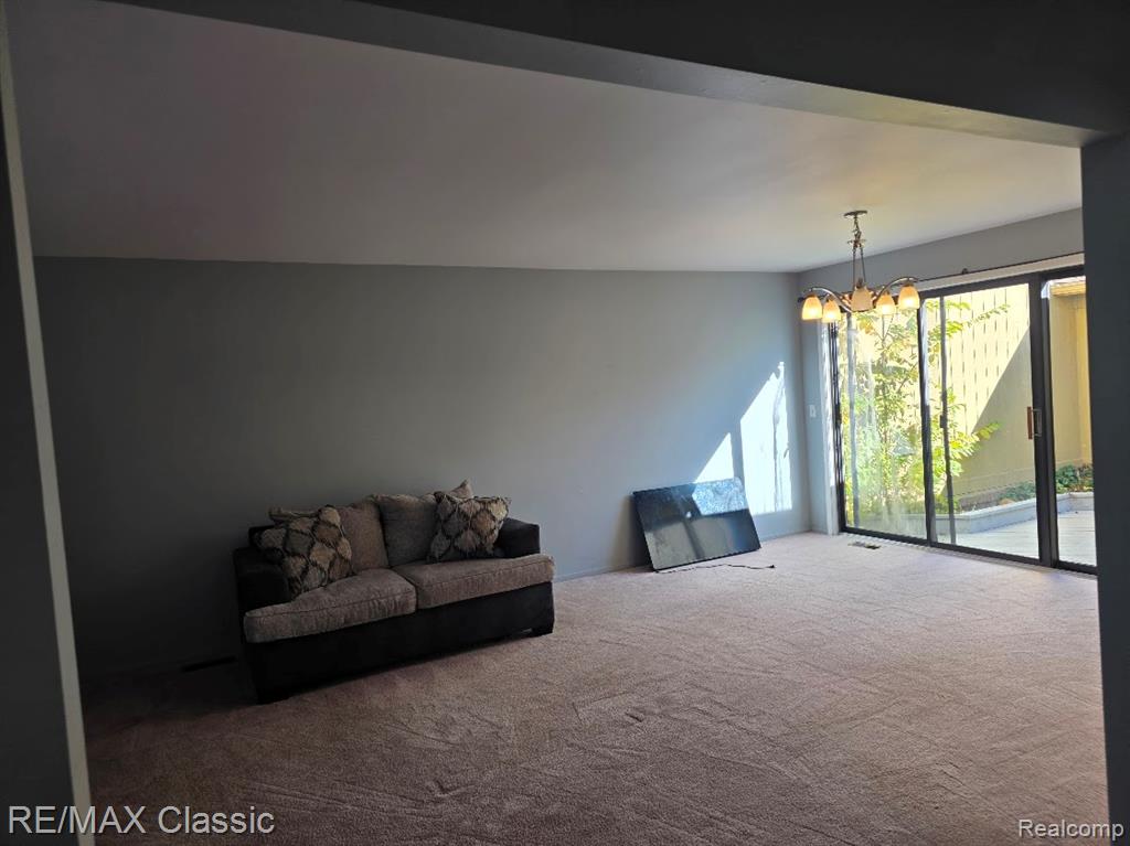 1806 S Hill Boulevard, Bloomfield Hills, MI 48304 — Photo 7