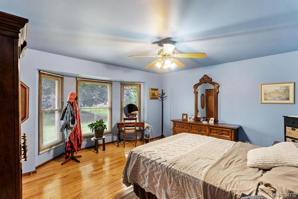 42917 Freeport Drive, Sterling Heights, MI 48313 — Photo 22