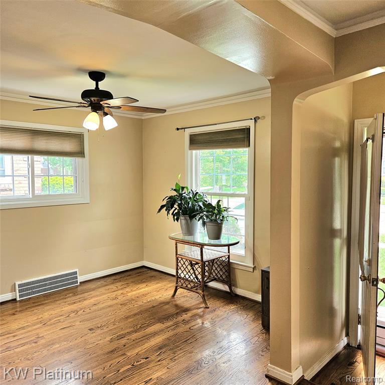 1381 Brys Drive, Grosse Pointe Woods, MI 48236 — Photo 3