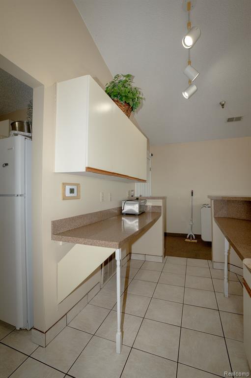 32081 N River Road, Harrison Township, MI — Photo 32
