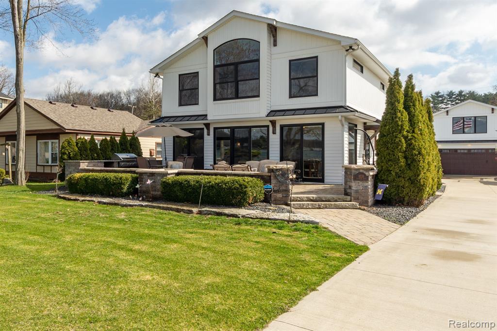 9235 SILVERSIDE, South Lyon, MI 48178 — Photo 40