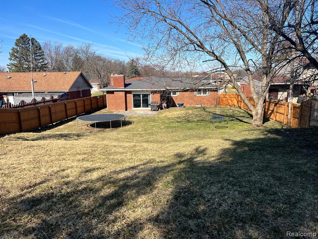 5345 FERN Avenue, Grand Blanc, MI 48439 — Photo 18