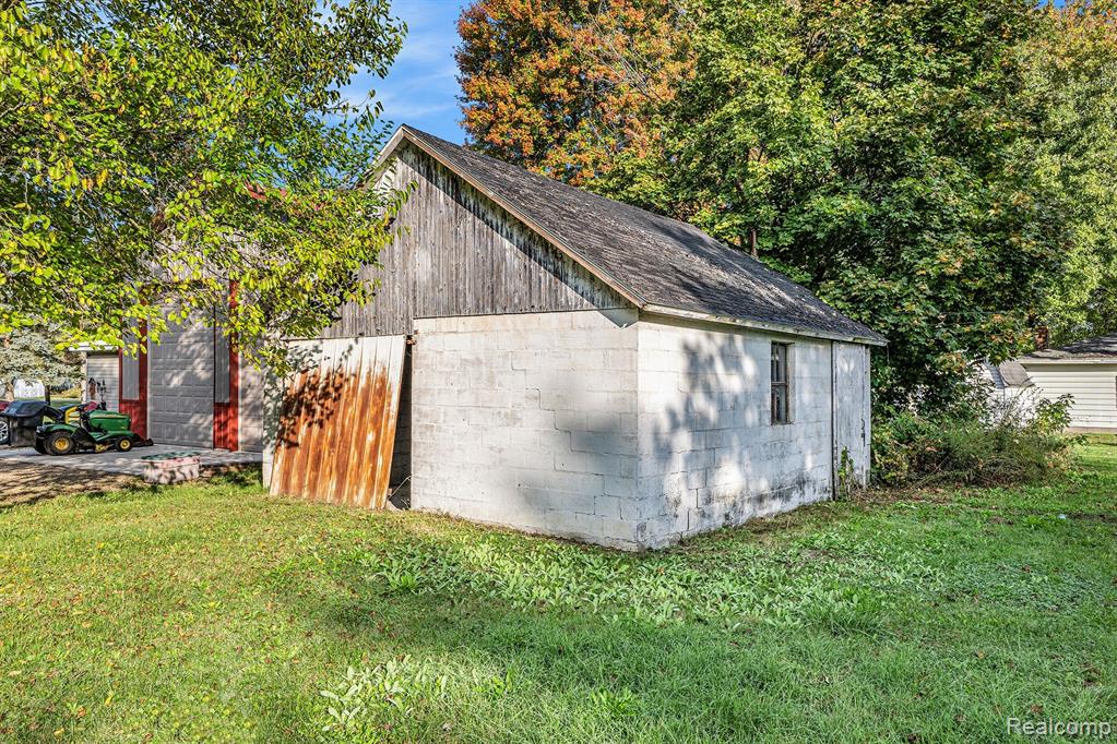 301 N New Street, Ashley, MI 48806 — Photo 15