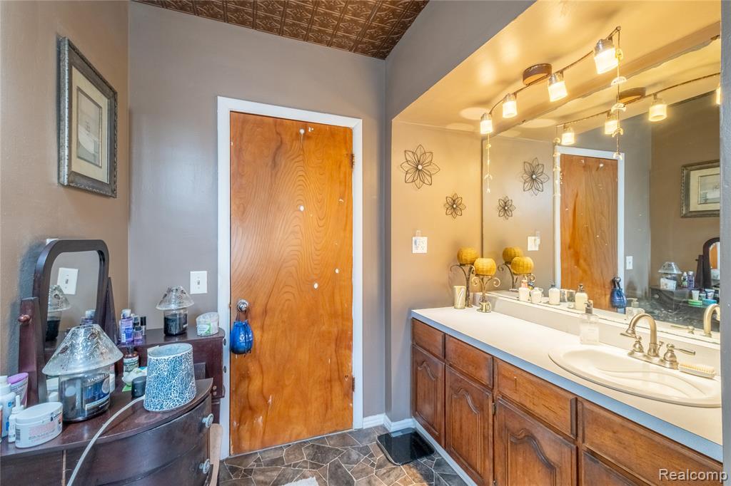 2375 W Mount Morris Road, Mount Morris, MI 48458 — Photo 17