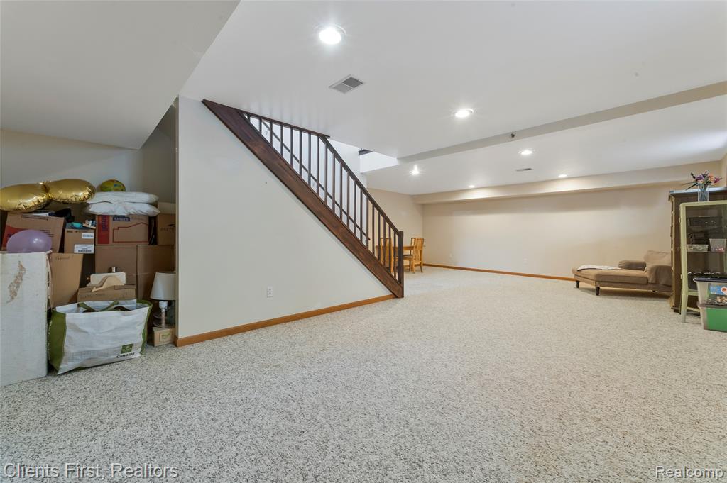 270 N Hurd Road, Ortonville, MI 48462 — Photo 22