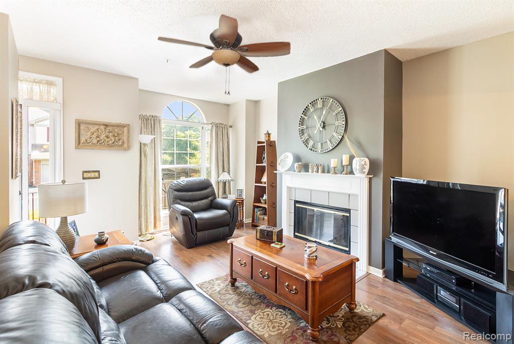 49649 Draper Circle, Plymouth, MI 48170 — Photo 6