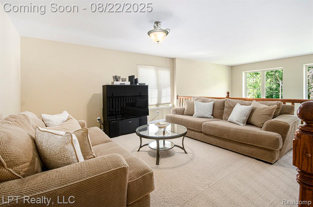 53043 CELTIC Drive, Shelby Twp, MI 48315 — Photo 27