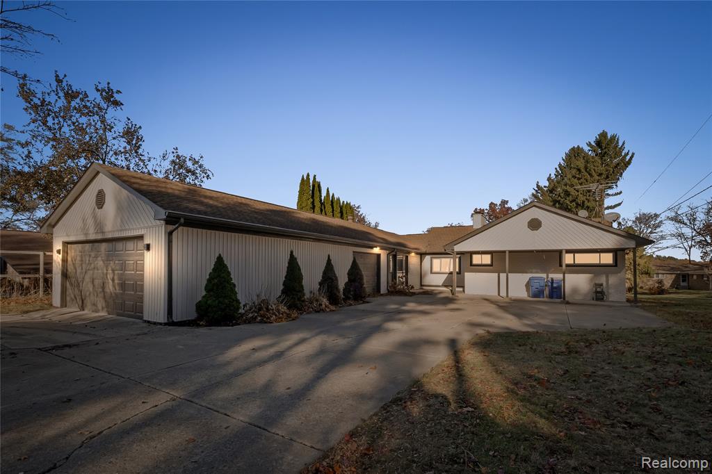 6440 Andersonville Road, Waterford, MI 48329 — Photo 3
