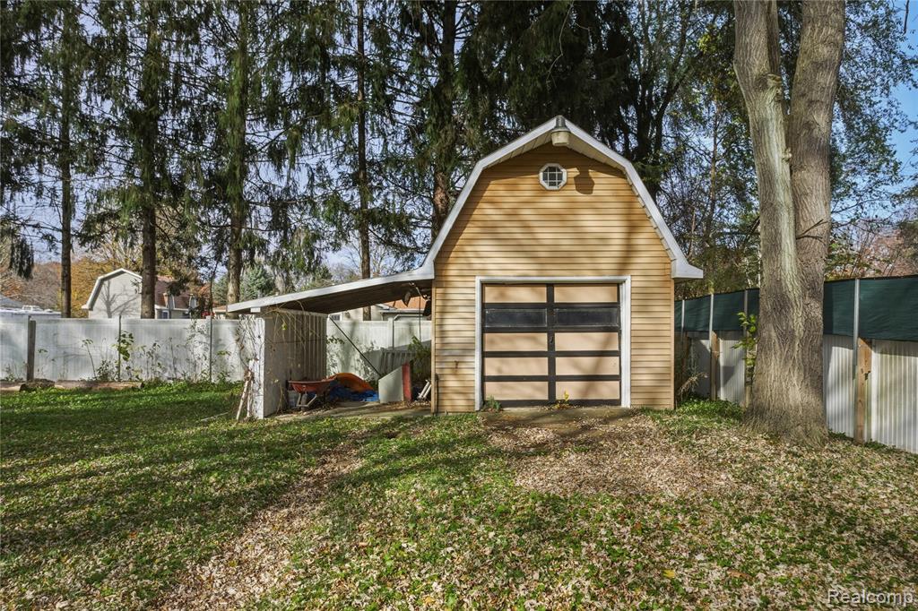 11033 Carr Road, Davison, MI 48423 — Photo 37