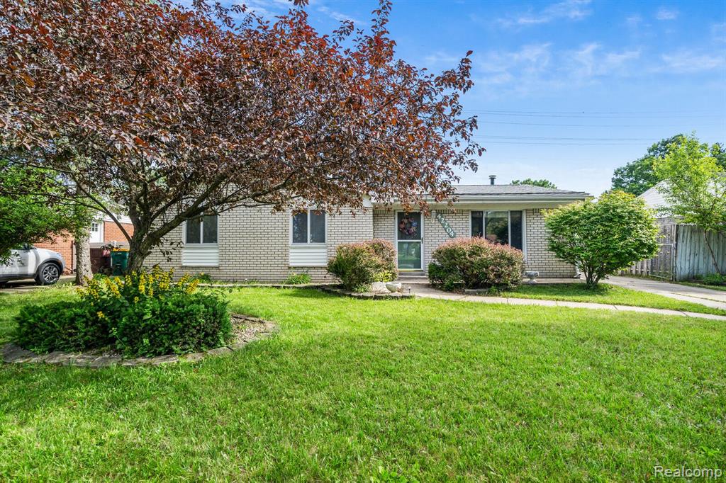 42204 MCBRIDE Avenue, Van Buren, MI 48111 — Photo 28