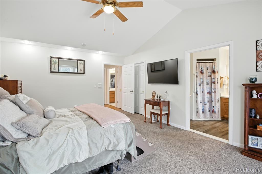 28922 Sugar Island Court, Gibraltar, MI — Photo 11