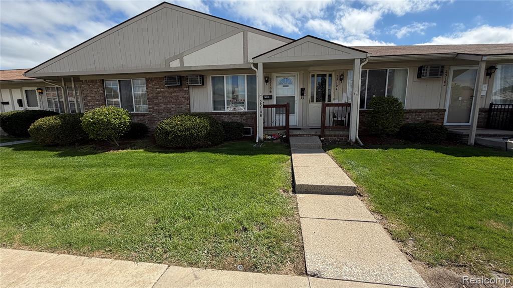 25106 Franklin Terrace, 6, South Lyon, MI 48178