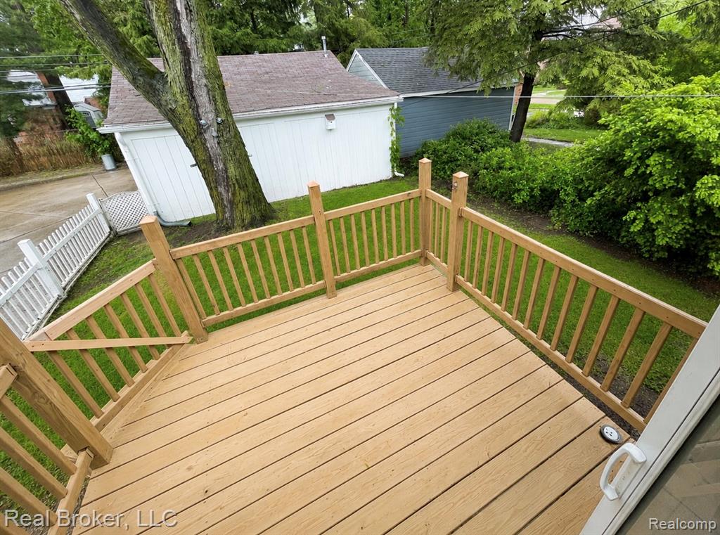 603 Vernier Road, Grosse Pointe Woods, MI 48236 — Photo 25