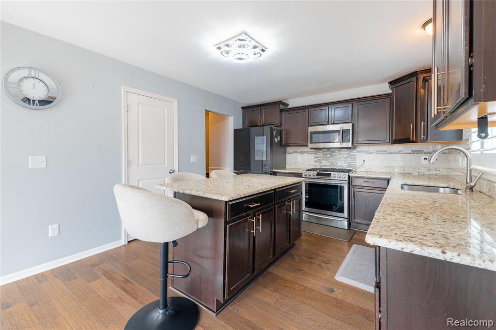 37421 Theresa Lane, New Boston, MI 48164 — Photo 17
