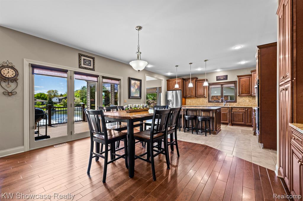3348 Kingsway Drive, Highland, MI 48356 — Photo 11
