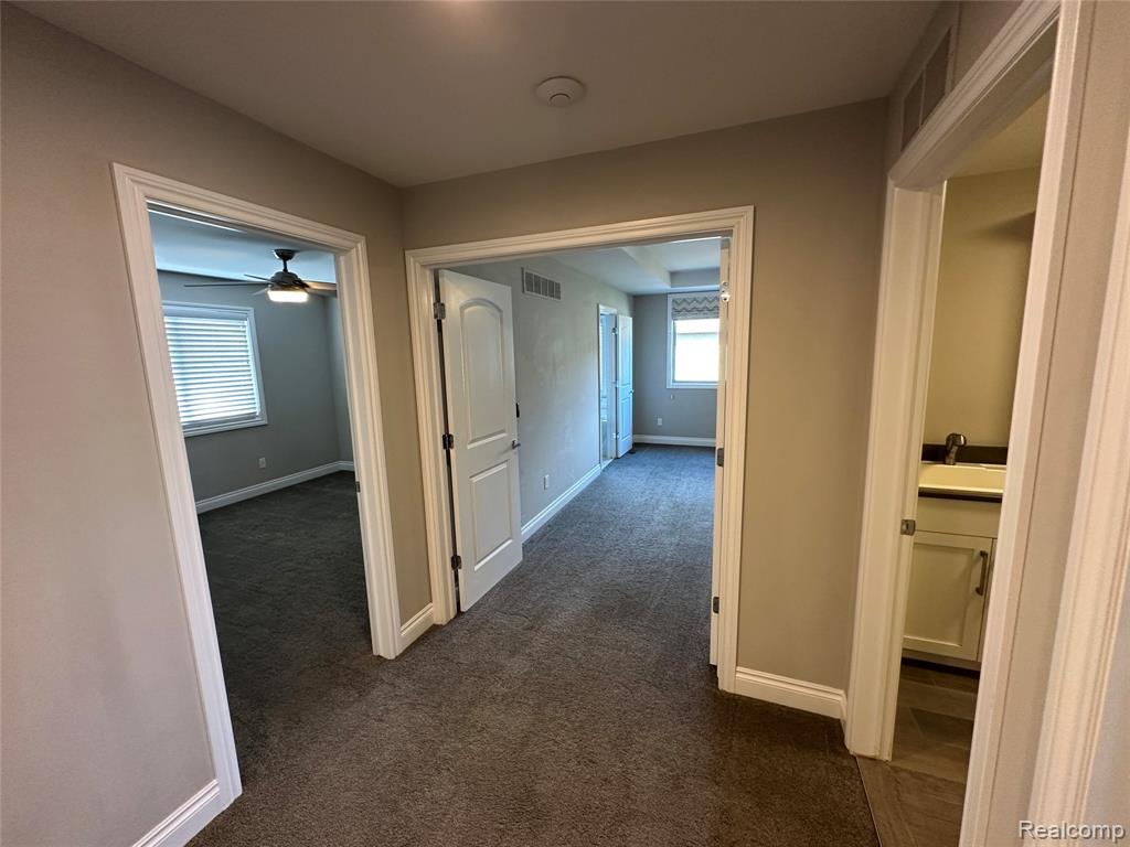5121 Orchard Crest Drive, Troy, MI 48085 — Photo 36