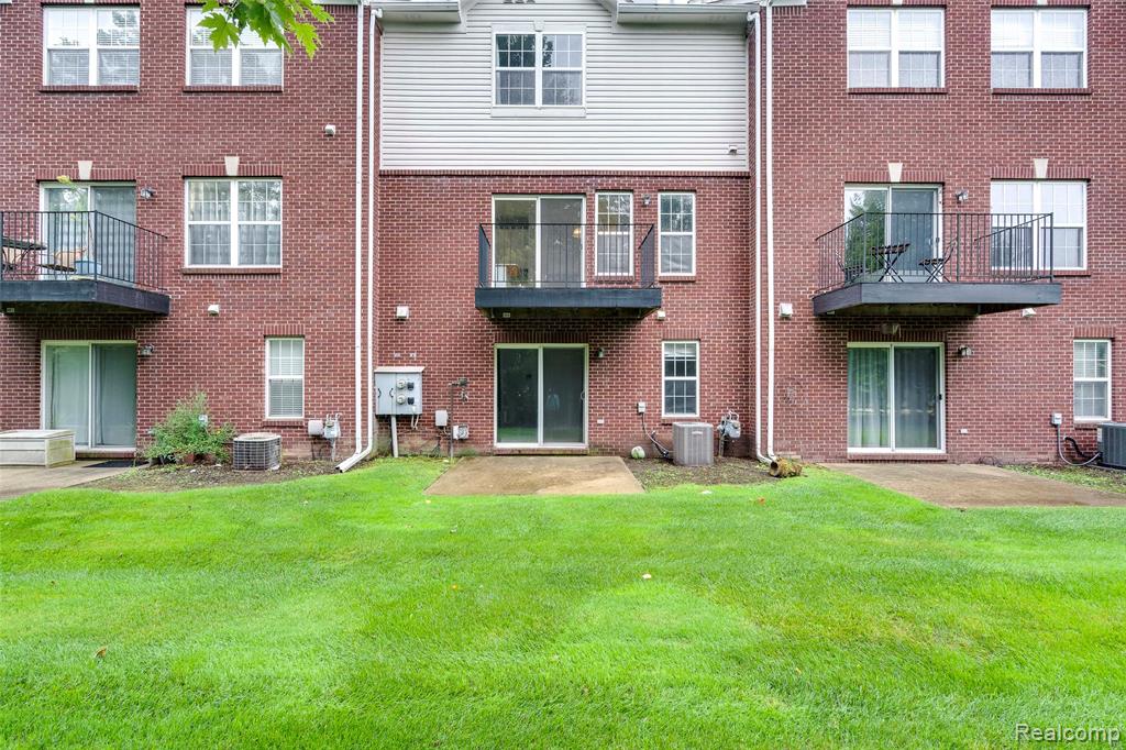 609 Cherry Orchard Road, Canton, MI 48188 — Photo 3
