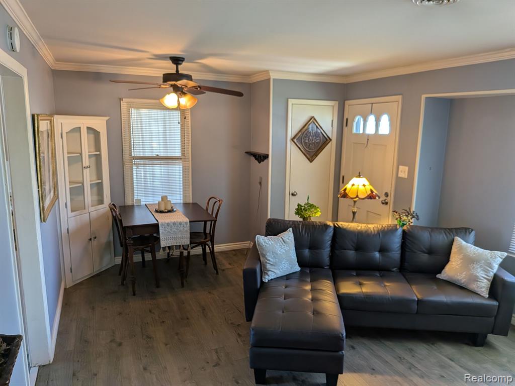88 CROCKER Boulevard, Mount Clemens, MI 48043 — Photo 6