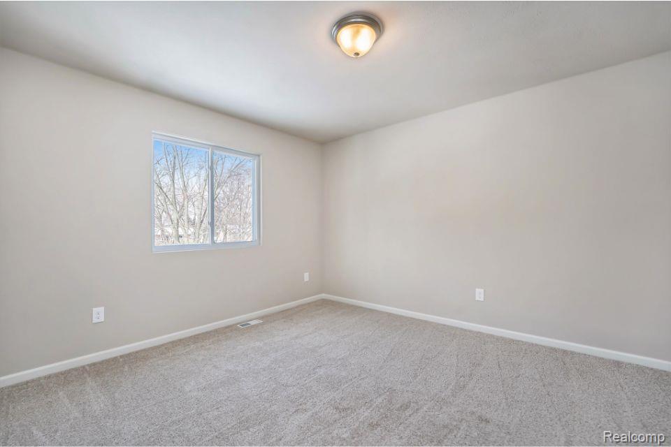 8145 Moonlight Creek Lane, Fowlerville, MI 48836 — Photo 42
