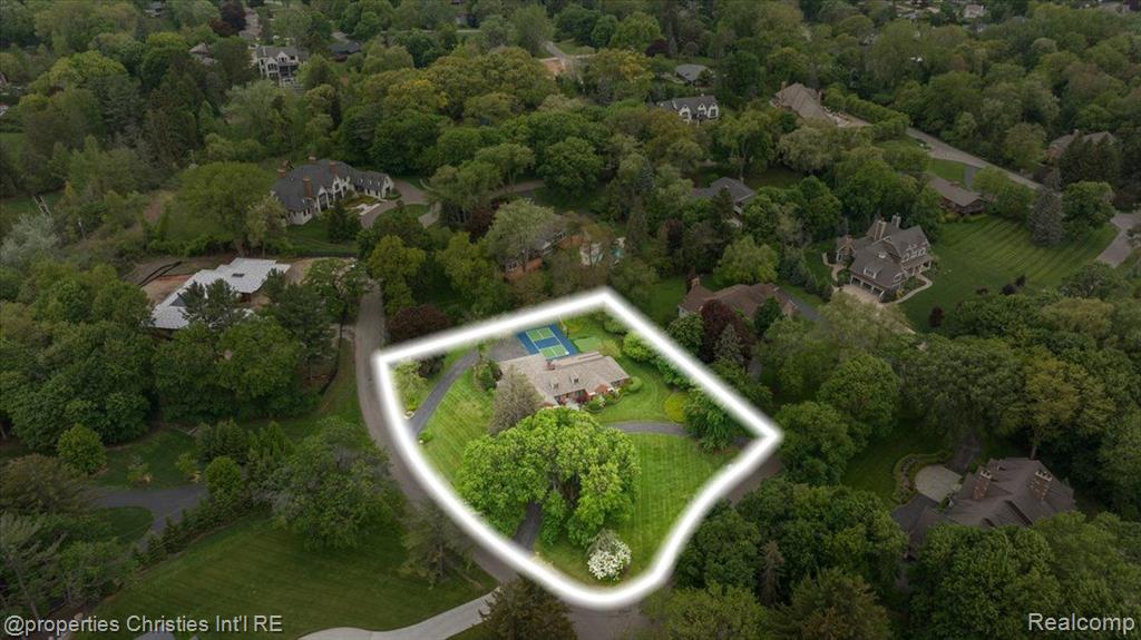 4889 ARDMORE Drive, Bloomfield Hills, MI 48302 — Photo 60