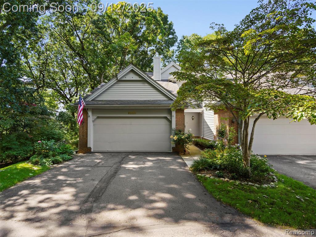 5025 Timberway Trail, Clarkston, MI — front exterior