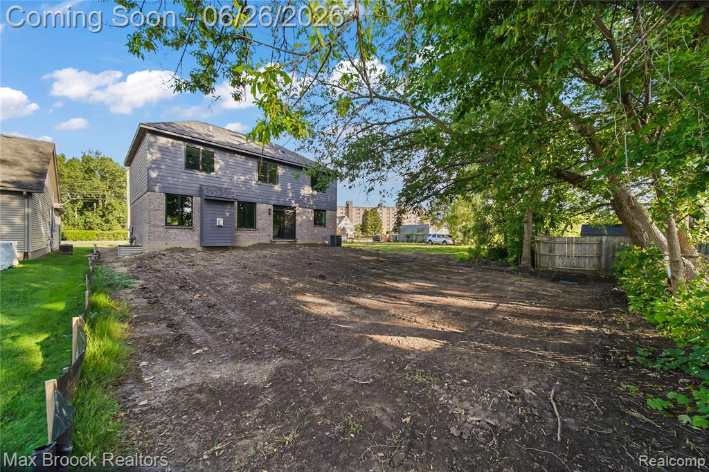 34575 Jefferson Avenue, Harrison Township, MI — Photo 46