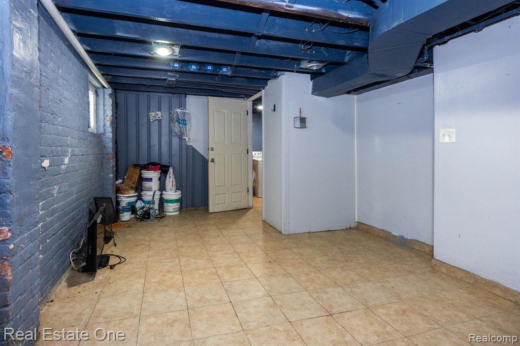 5485 Springwells Street, Detroit, MI 48210 — Photo 39