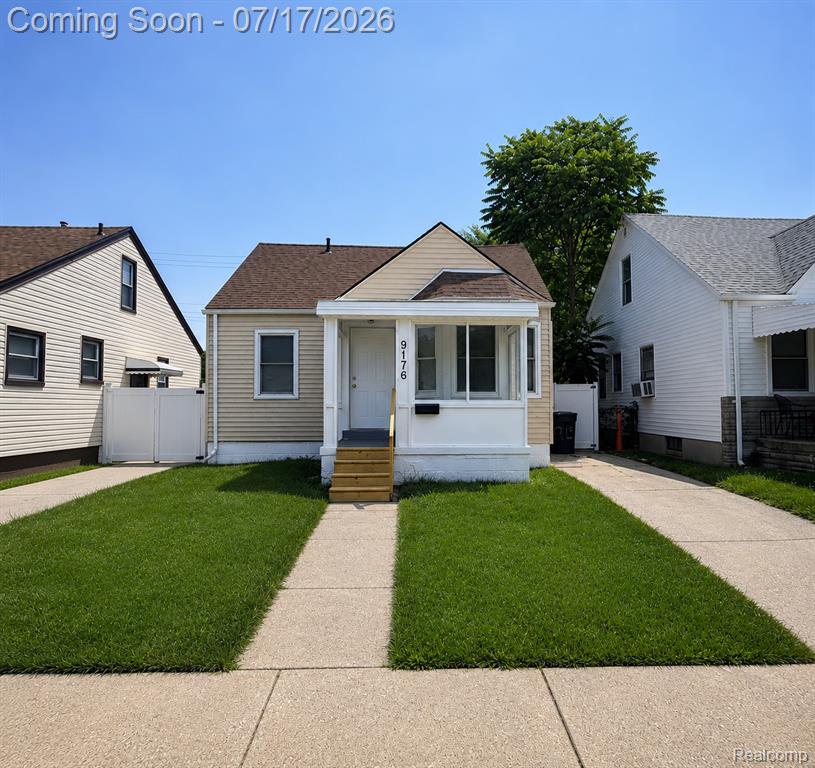 9176 Winthrop Street, Detroit, MI 48228 — front exterior