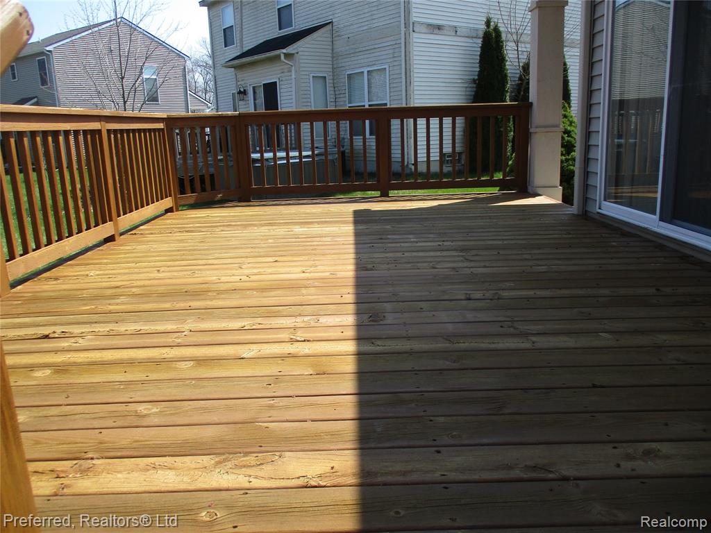 9153 Lakewood Drive, Whitmore Lake, MI 48189 — Photo 29