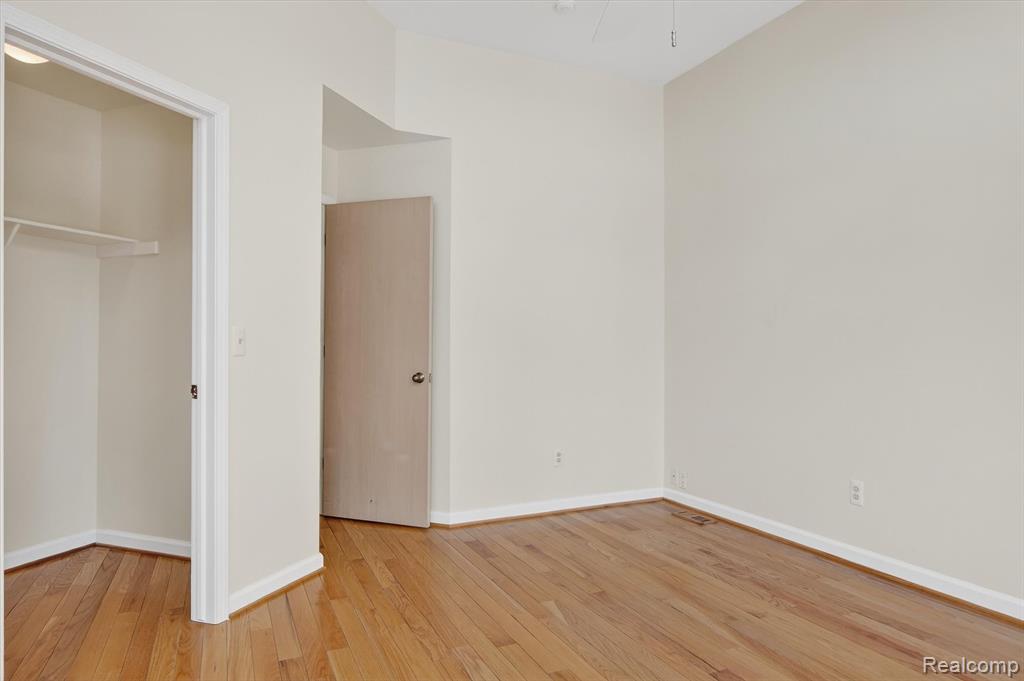 13660 Eaton Drive, Plymouth, MI 48170 — Photo 38