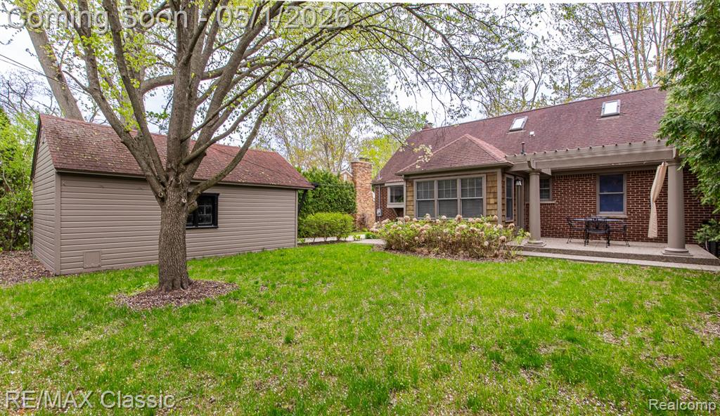 16950 Locherbie Avenue, Beverly Hills, MI 48025 — Photo 4
