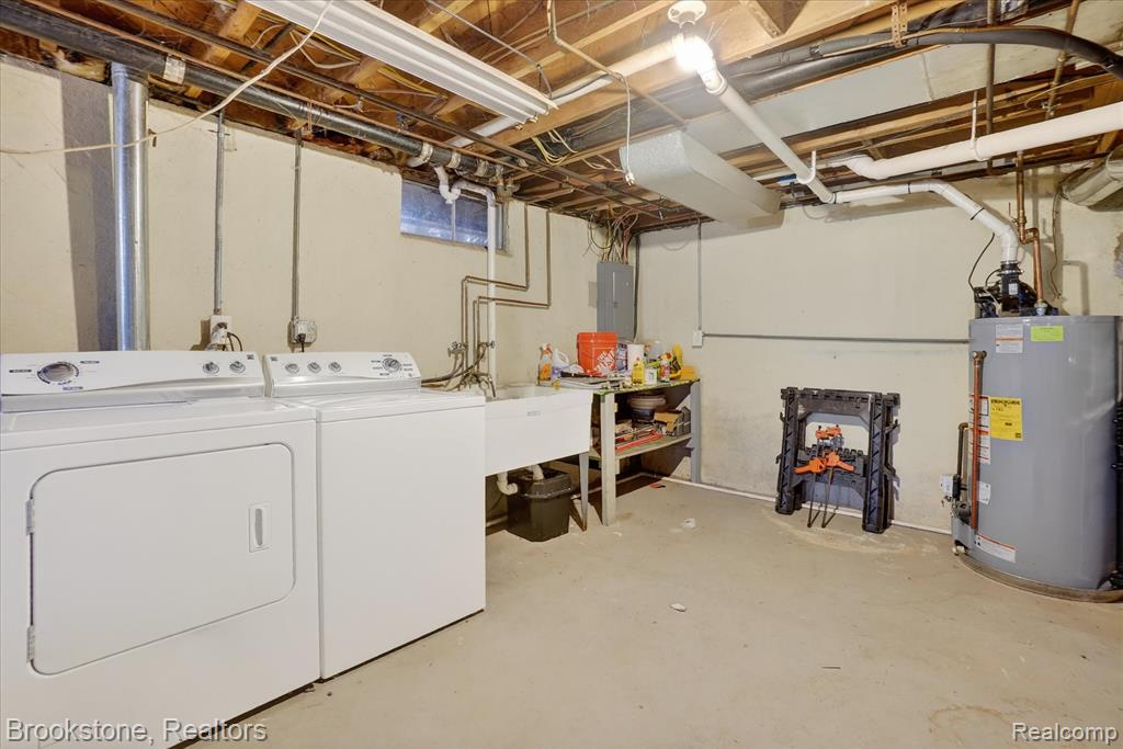 6227 McKenzie Drive, Flint, MI 48507 — Photo 35