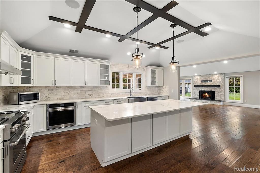 5741 Snowshoe Circle, Bloomfield Hills, MI 48301 — Photo 19