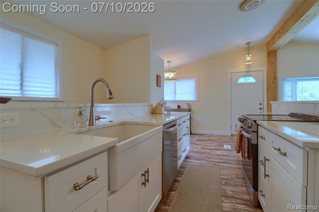 8134 Melvin Avenue, Westland, MI — Photo 10