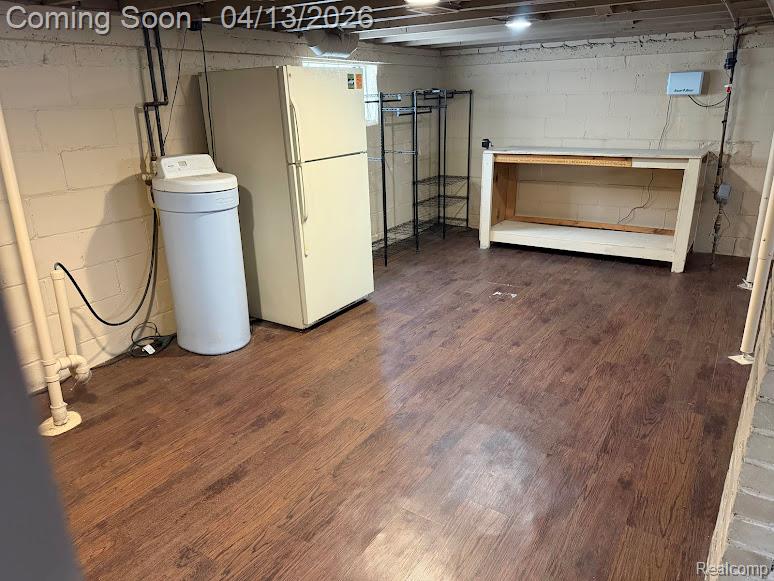 427 Wesley Avenue, Rochester, MI 48307 — Photo 23
