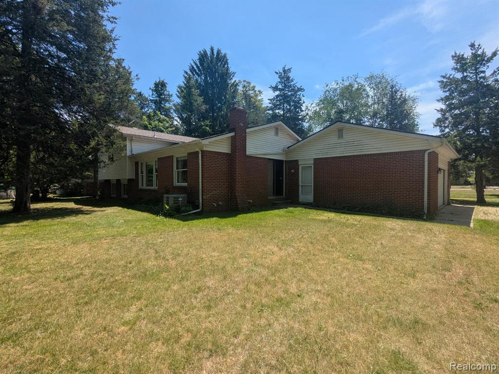 3211 McCluskey, Pinckney, MI 48169 — Photo 15