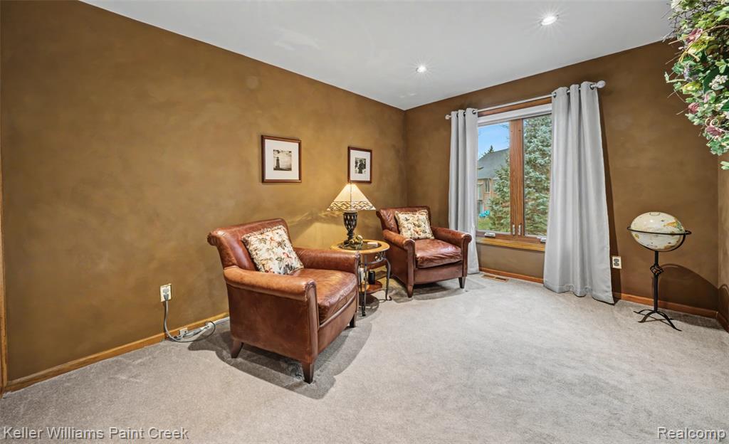 247 Glenmoor Drive S, Rochester, MI 48307 — Photo 26