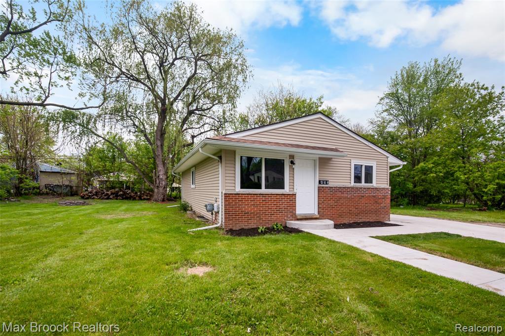 493 Luther Avenue, Pontiac, MI 48341 — Photo 2