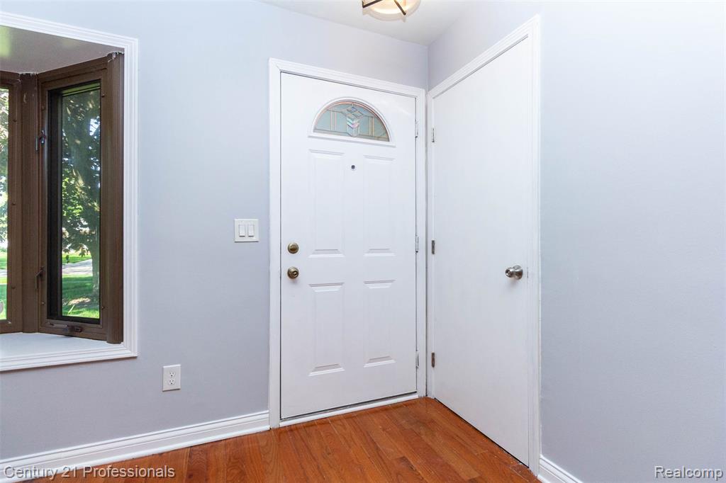 5190 Babbit Drive, Troy, MI 48085 — Photo 5