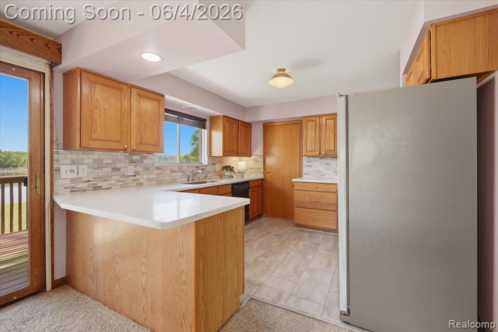 725 Deerpath Court, Ortonville, MI 48462 — Photo 37