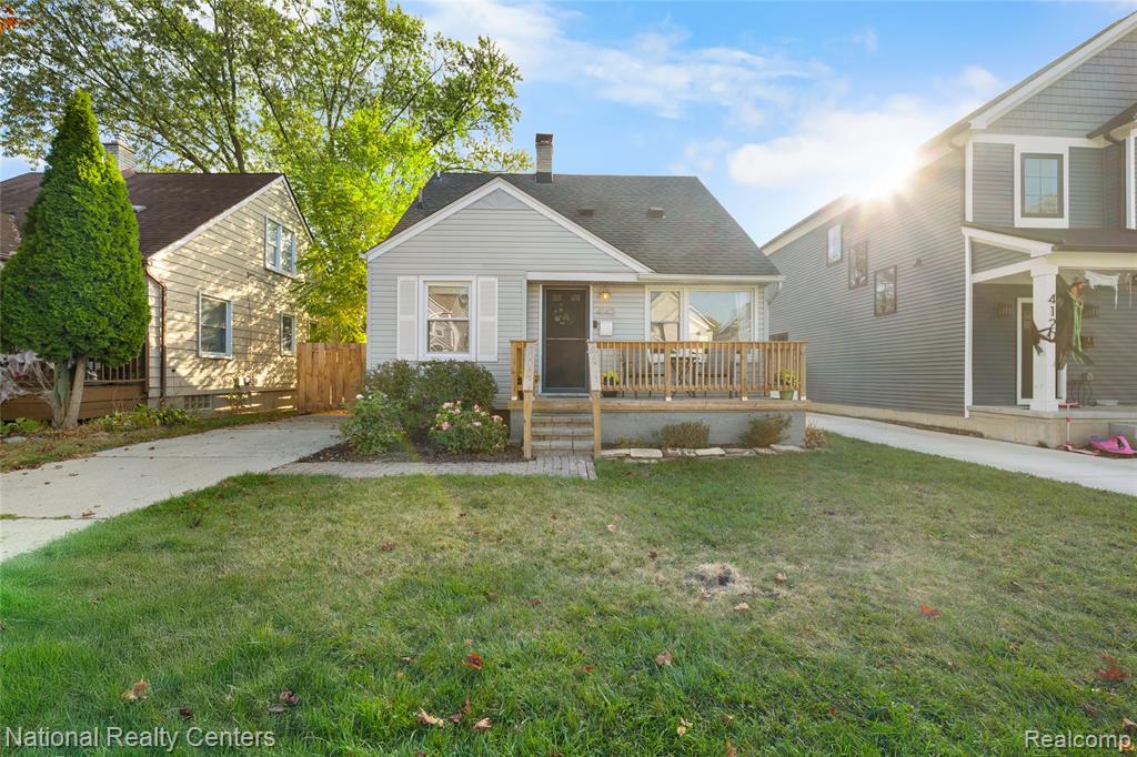 4142 Buckingham Avenue, Berkley, MI 48072 — Photo 2