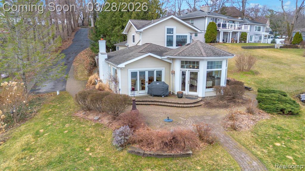 664 King Circle, Lake Orion, MI 48362 — Photo 8