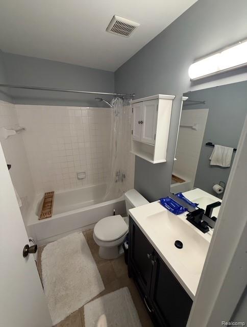 33825 Pondview Circle, Livonia, MI 48152 — Photo 9