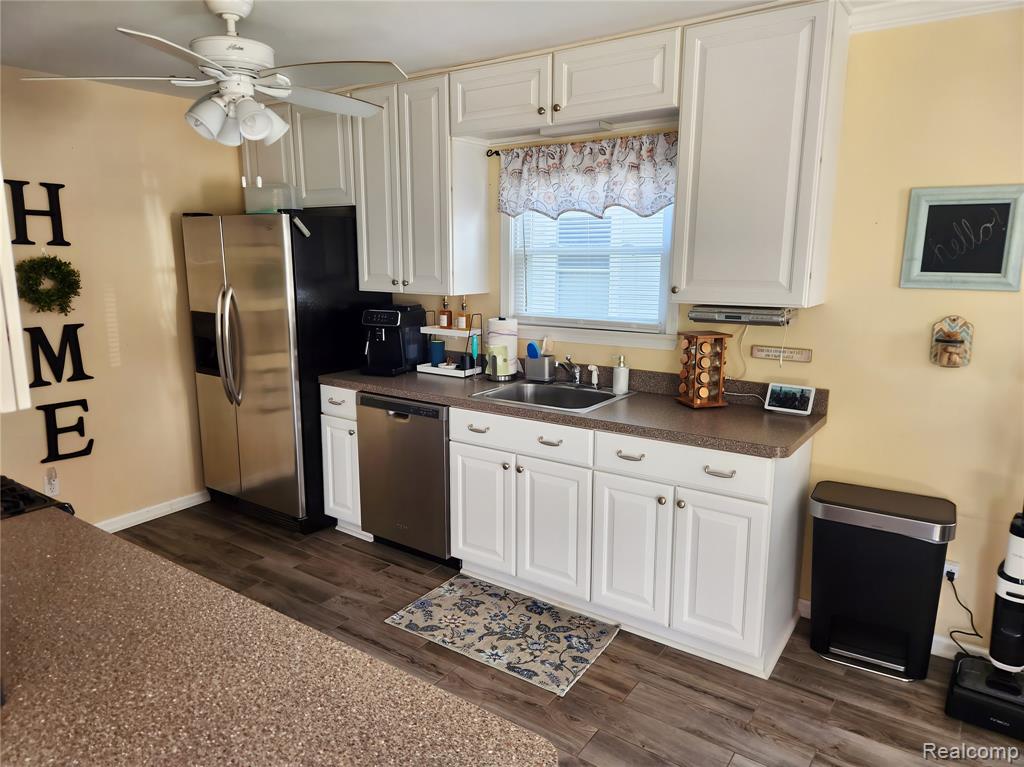 51380 Ashley Street, New Baltimore, MI 48047 — Photo 6