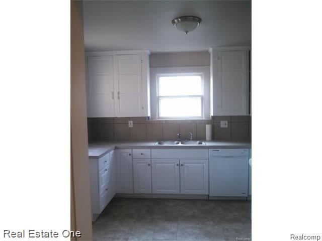 454 E breckenridge Street S, Ferndale, MI 48220 — Photo 2