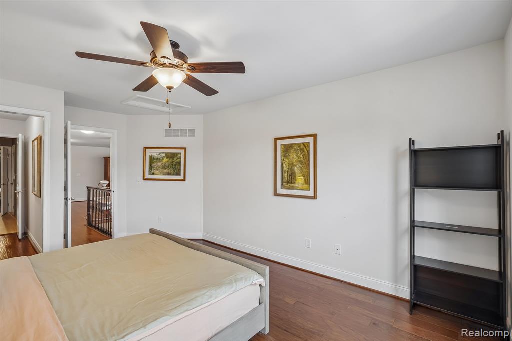 42832 Cardinal Way, Novi, MI — Photo 24