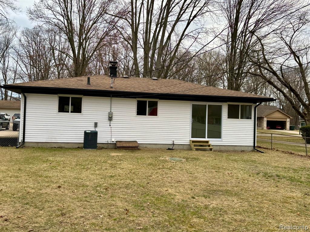 53230 LUANN Drive, Shelby Twp, MI 48316 — Photo 34
